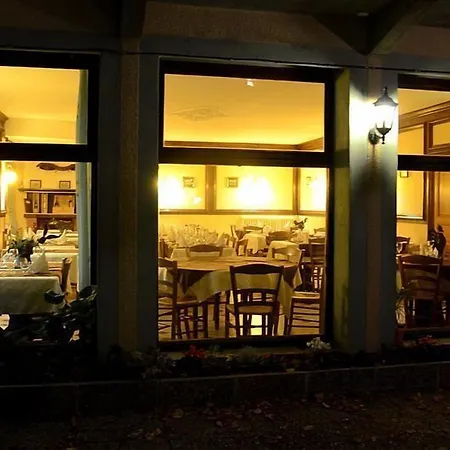 Hotel Le Mont Barral 2*