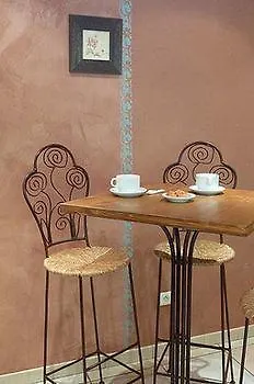 Hotel Le Mont Barral 2*