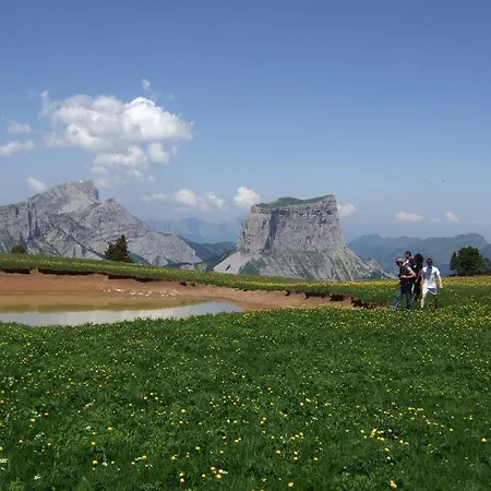 Le Mont Barral 2* Creyers