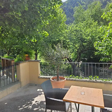 Ξενοδοχείο Le Mont Barral 2*